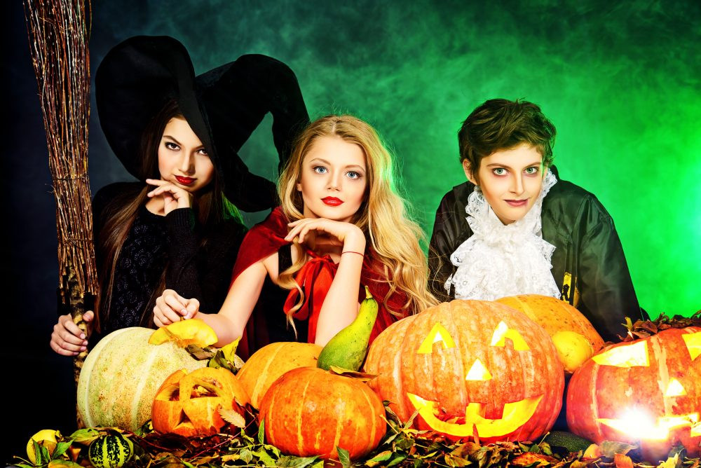 Halloween Party Game Ideas For Teenagers
 30 Halloween Party Ideas for Adults Teenagers & Kids