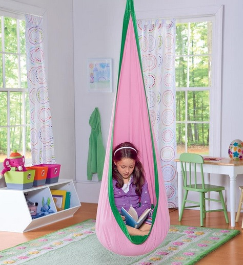 Hanging Chair For Kids Room
 Unique and Stunning Kids Hanging Chairs for Bedrooms