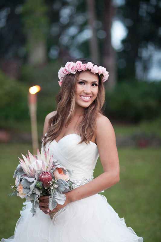 Hawaiian Wedding Hairstyles
 162 best Hawaii Wedding Hair & Makeup images on