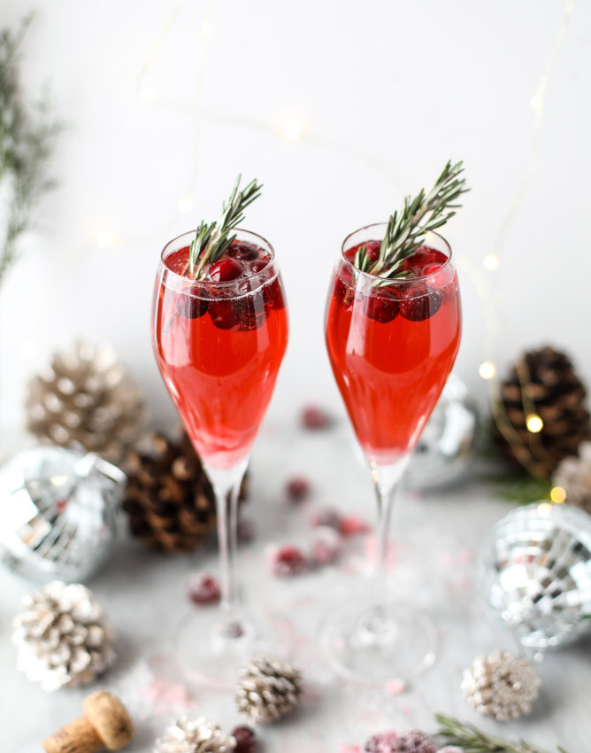 Holiday Drinks With Champagne
 Christmas Mimosas Christmas Morning Mimosas