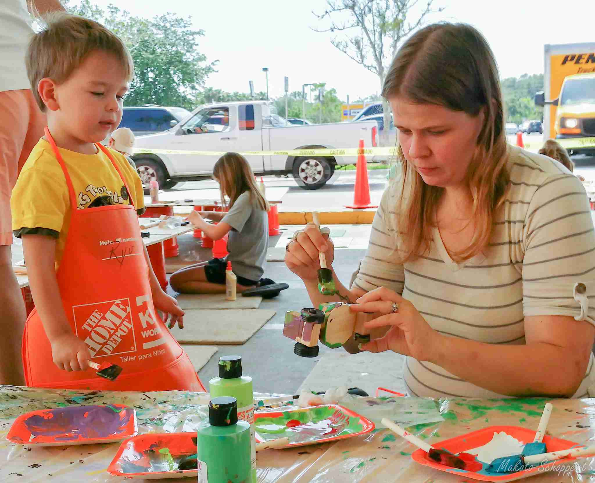 Homedepot Kids Craft
 Free Classes for Kids and In Store Activities