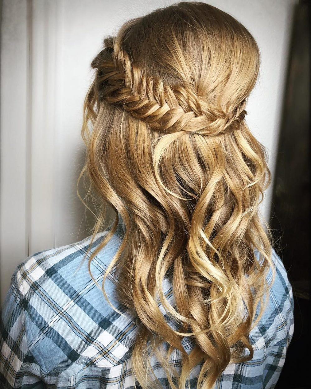 How To Prom Hairstyles
 27 Prettiest Half Up Half Down Prom Hairstyles for 2019