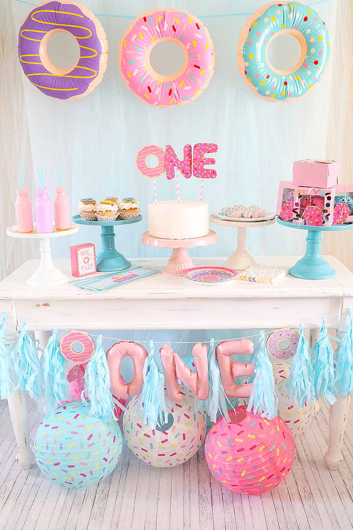 Ideas For1St Birthday Party
 Donut Themed First Birthday Party Idea