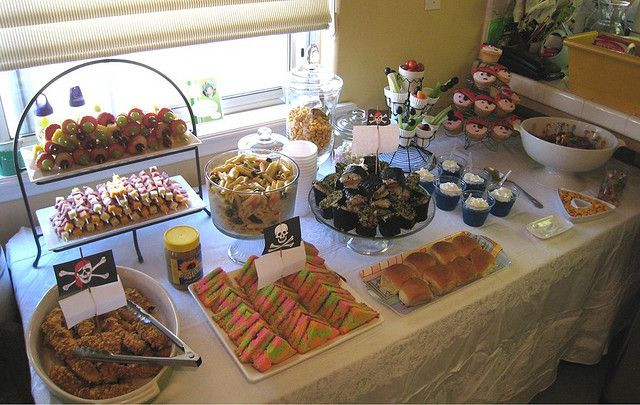 Jake And The Neverland Pirates Party Food Ideas
 Jake & the Neverland Pirate buffet Ideas