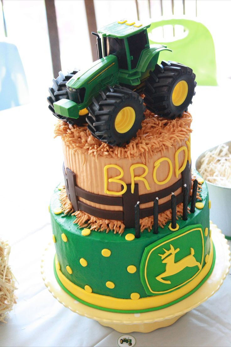 John Deere Birthday Cakes
 223 best John Deere Cakes images on Pinterest