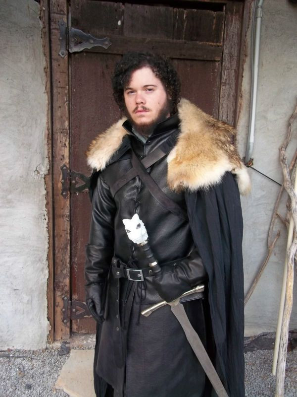 Jon Snow Costume DIY
 10 best John Snow Costume images on Pinterest