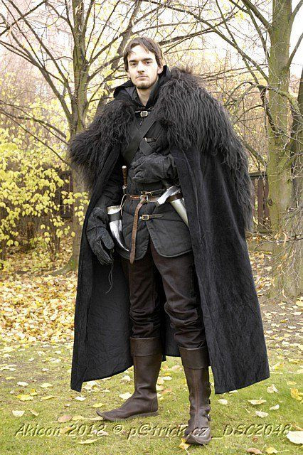 Jon Snow Costume DIY
 jon smow costume