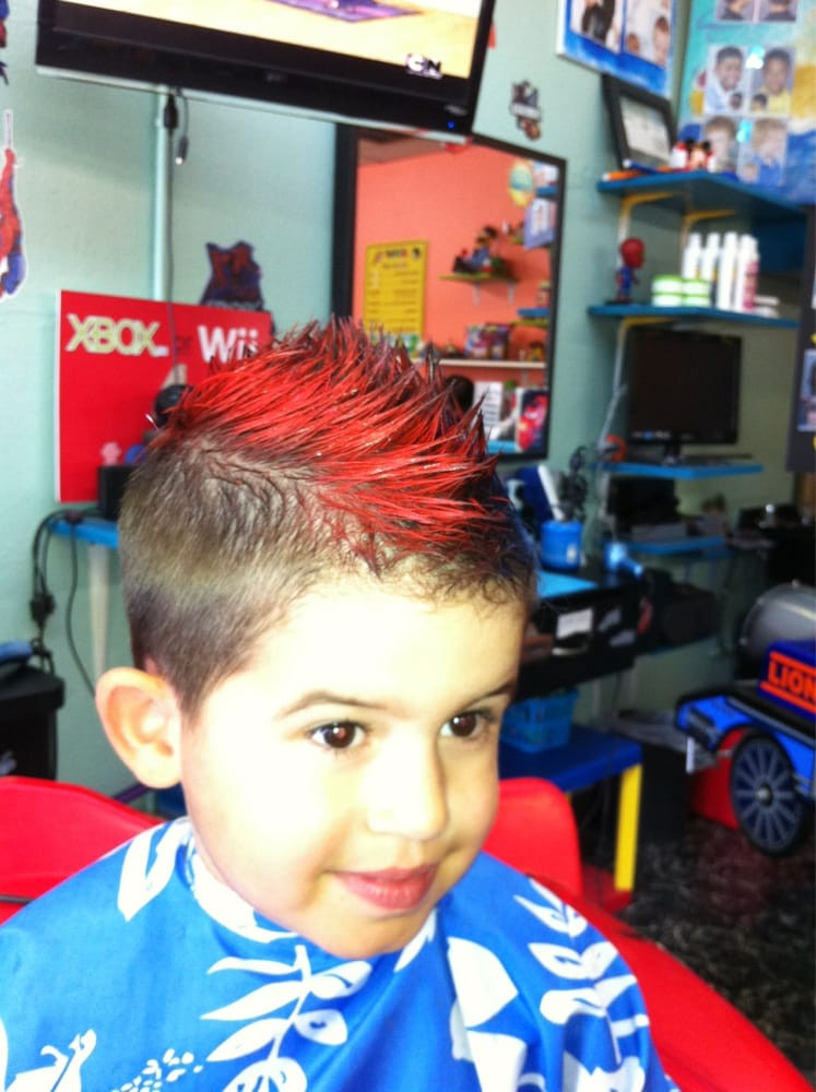 Kids Haircuts Sacramento
 The Mohawk with spray washable hair color Wow how cool