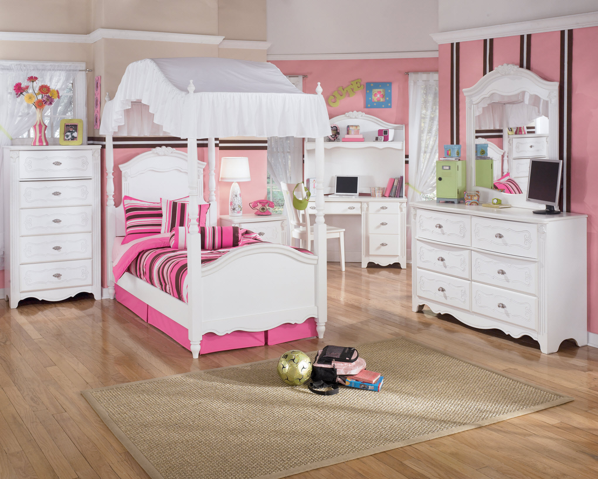 Kids Room Dresser
 25 Romantic and Modern Ideas for Girls Bedroom Sets