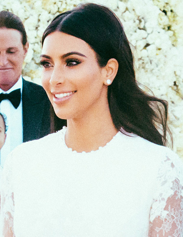 Kim Kardashian Wedding Hairstyles
 How to Get Kim Kardashian s Wedding Hair