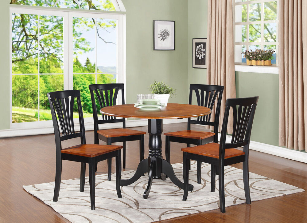Kitchen Table Small
 DLAV5 BCH W 5 PC small kitchen table and chairs set