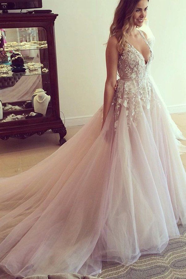 Lace Wedding Dress Pinterest
 Best 25 Gorgeous Wedding Dress Ideas Pinterest Lace