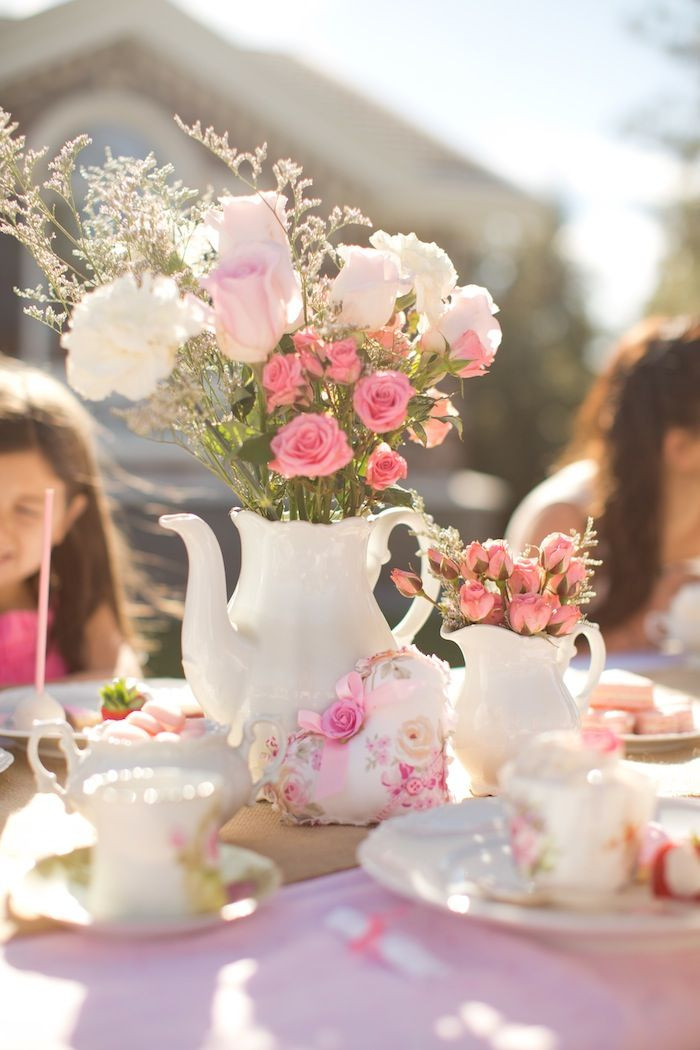 Ladies Tea Party Ideas
 40 Tea Party Decorations To Jumpstart Your Planning