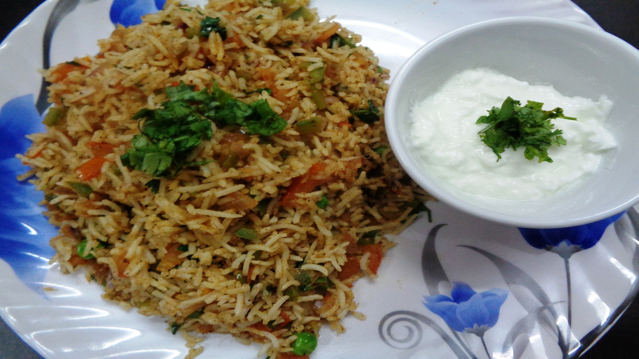 Left Over Rice Recipes Indian
 Tawa Pulao Recipe Use leftover rice Mumbai Style Tawa