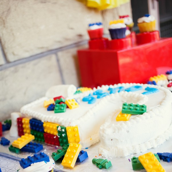 Lego Birthday Party Food Ideas
 An Awesome LEGO Birthday Party