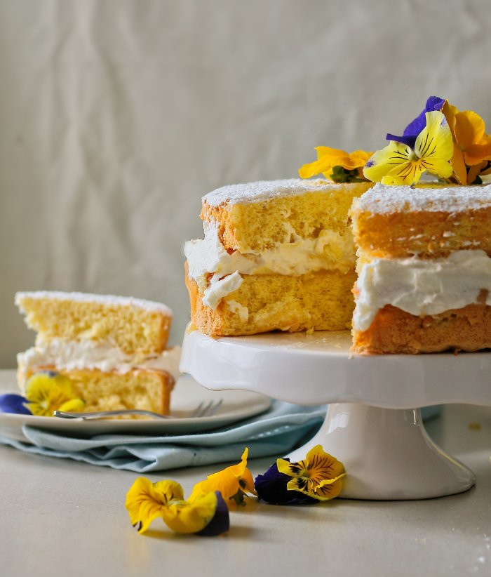 Lemon Sponge Cake
 Lemon sponge cake with video – Cupcakes and Couscous