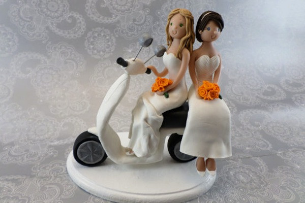 Lesbian Wedding Cake
 Decoration Ideas for Same Weddings