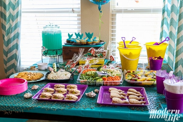 Little Mermaid Party Snack Ideas
 How to Host The Best Little Mermaid Party Ever Modern
