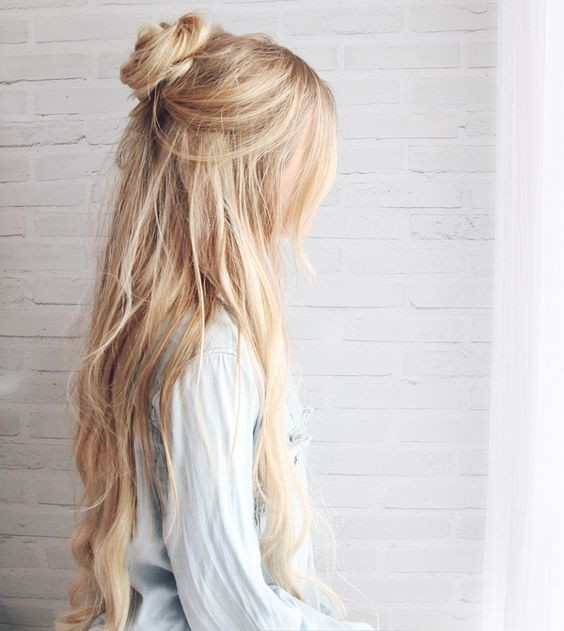 Long Blonde Hairstyles
 30 Trendy and Beautiful Long Blonde Hairstyles