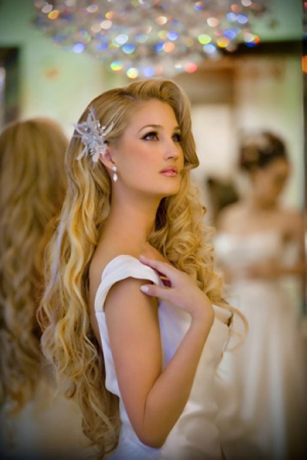 Long Hairstyles For Brides
 30 Tremendous Bridal Hairstyles For Long Hair SloDive