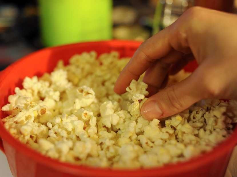 Low Calorie Popcorn Recipes
 Best snacks to eat at your desk Business Insider