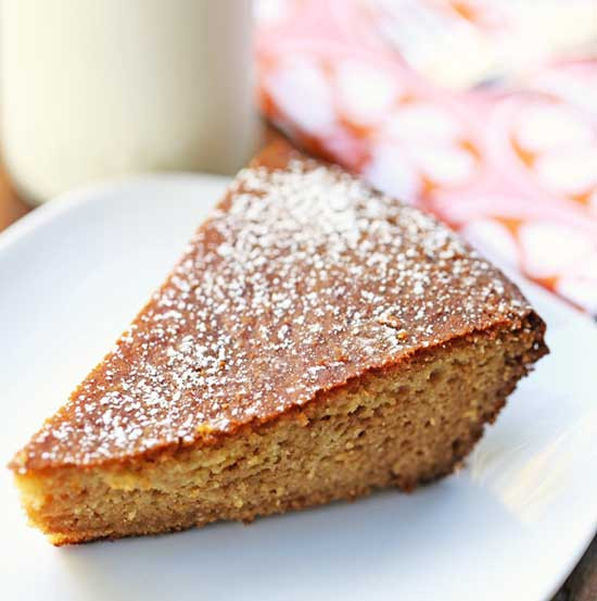 Low Carb Cake Recipes Almond Flour
 Almond Flour Cake Paleo and Refined Sugar Free