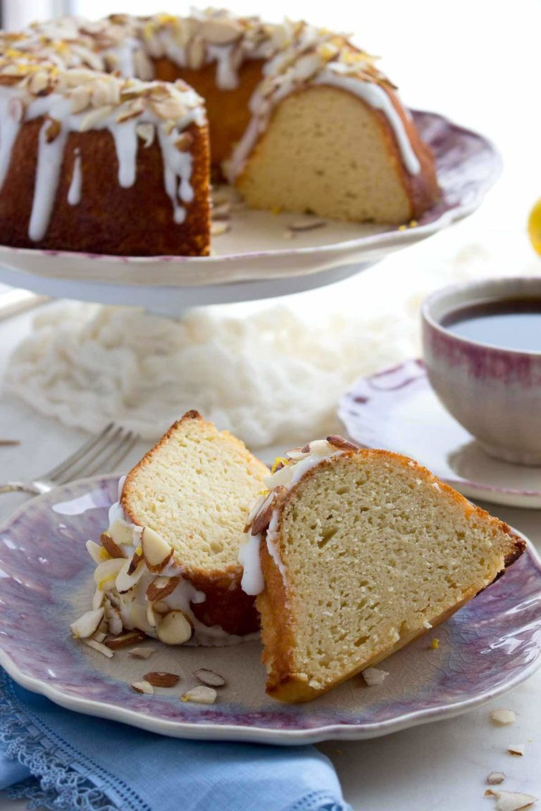 Low Carb Cake Recipes Almond Flour
 Low Carb Bundt Cake with Lemon Glaze