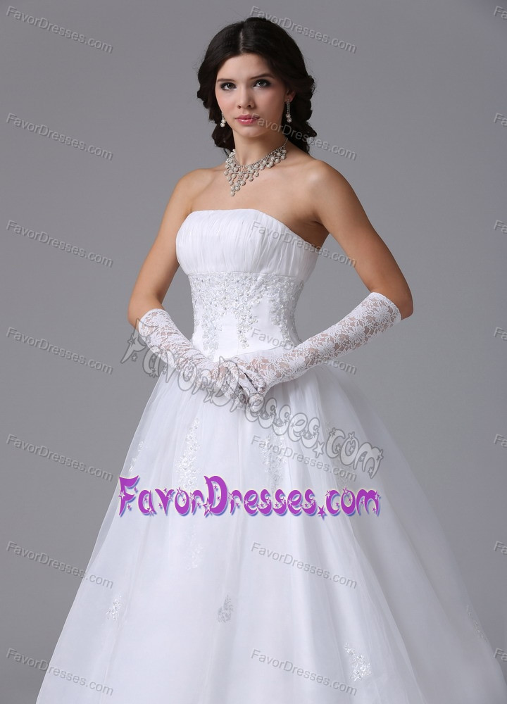 Low Price Wedding Dresses
 Ready to Wear 2014 Wedding Dresses with Appliques on
