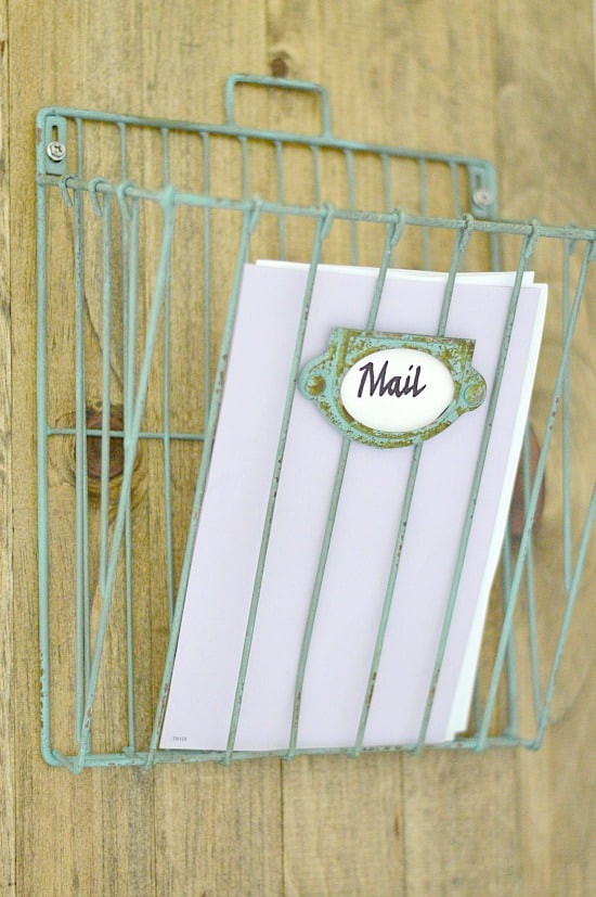Mail Organizer DIY
 DIY Mail Organizer Rustic Farmhouse Decor