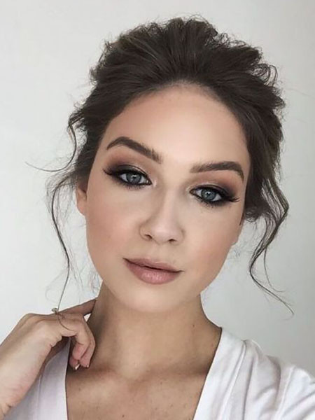 Makeup Ideas For A Wedding
 Magical Wedding Makeup Looks for Every Kind of Bride