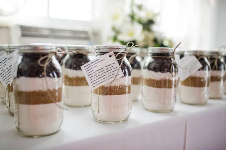 Mason Jar Wedding Favors
 35 Stylish Mason Jar Wedding Ideas