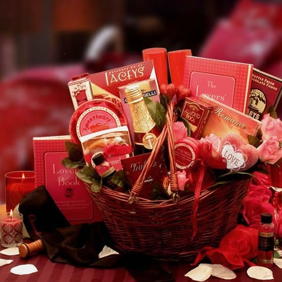 Massage Gift Basket Ideas
 Heart to Heart Couples Romance Gift Basket