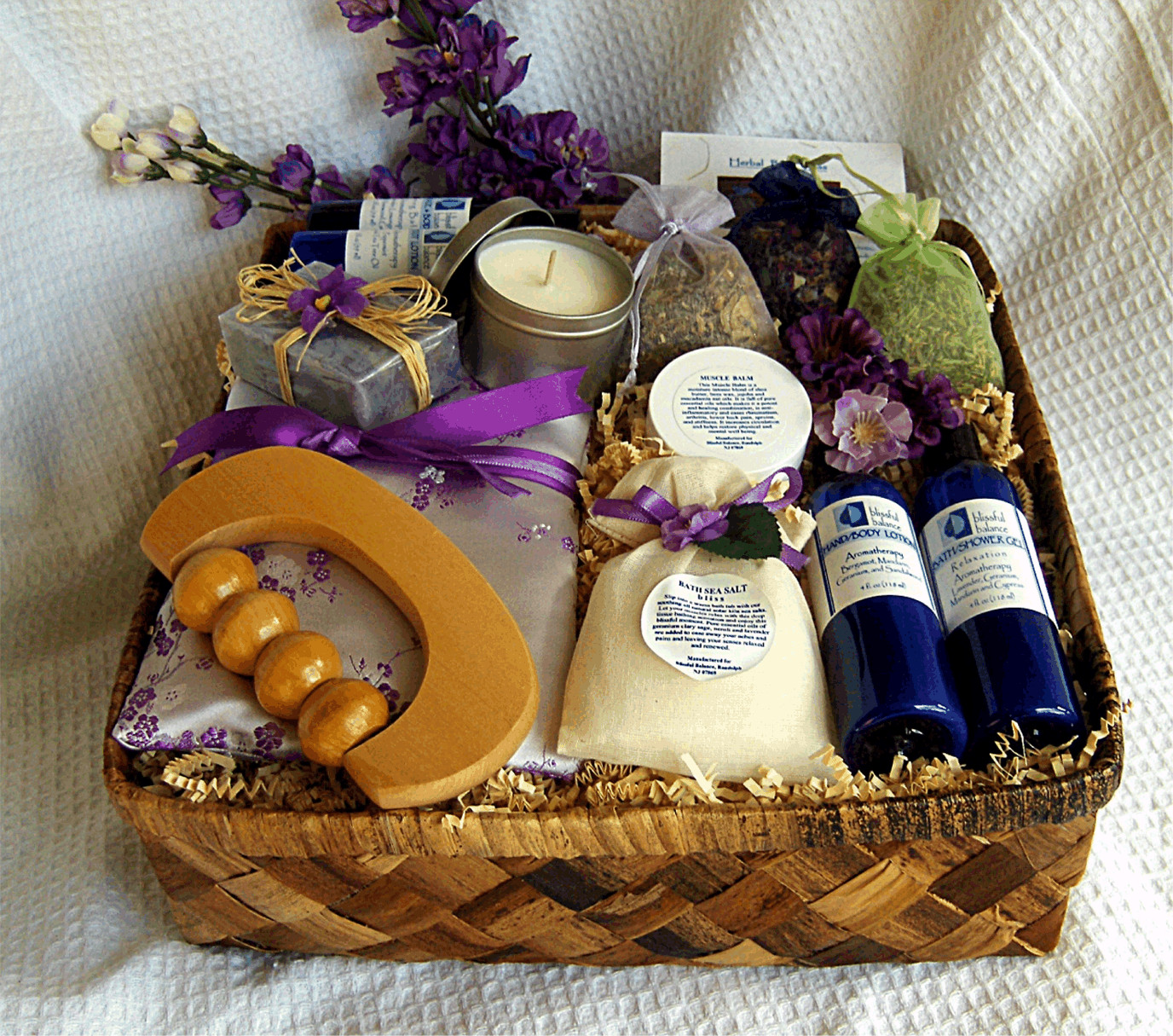 Massage Gift Basket Ideas
 Skin And Hair Care Gift Basket 1376×1215