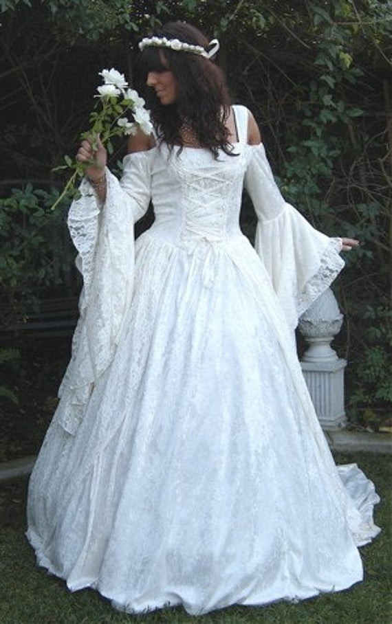 Medieval Wedding Dresses
 Pacitti s blog Gwendolyn Me val or Renaissance Wedding