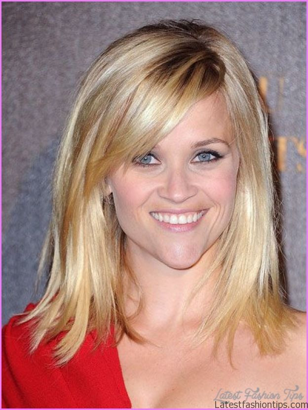 Medium Hairstyle With Side Bangs
 Layered Haircuts For Medium Hair With Side Bangs