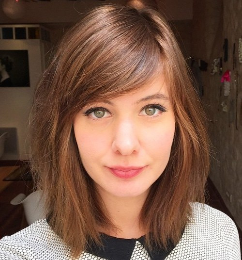 Medium Hairstyle With Side Bangs
 40 Side Swept Bangs to Sweep You off Your Feet