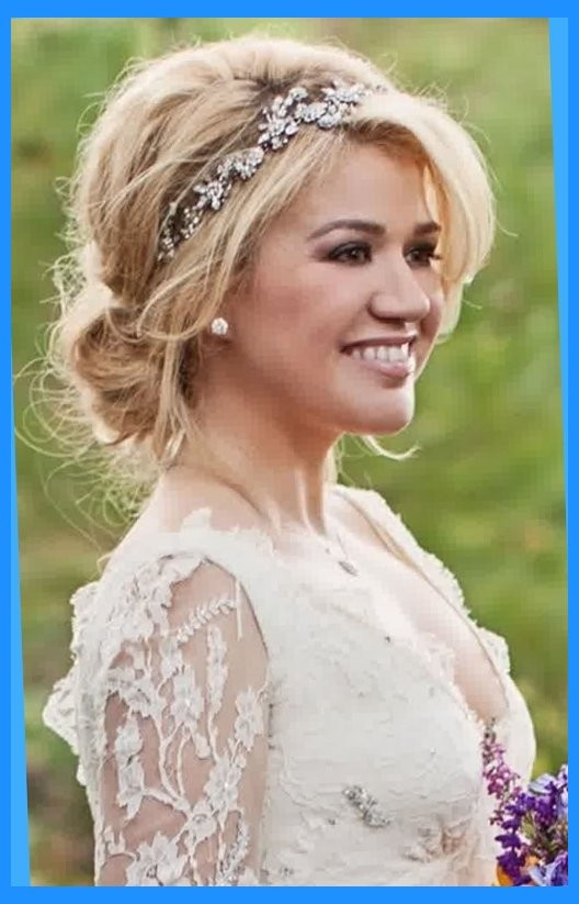 Medium Length Hairstyles For Bridesmaids
 Bridesmaid Hairstyles for Medium length Hair Elle Hairstyles