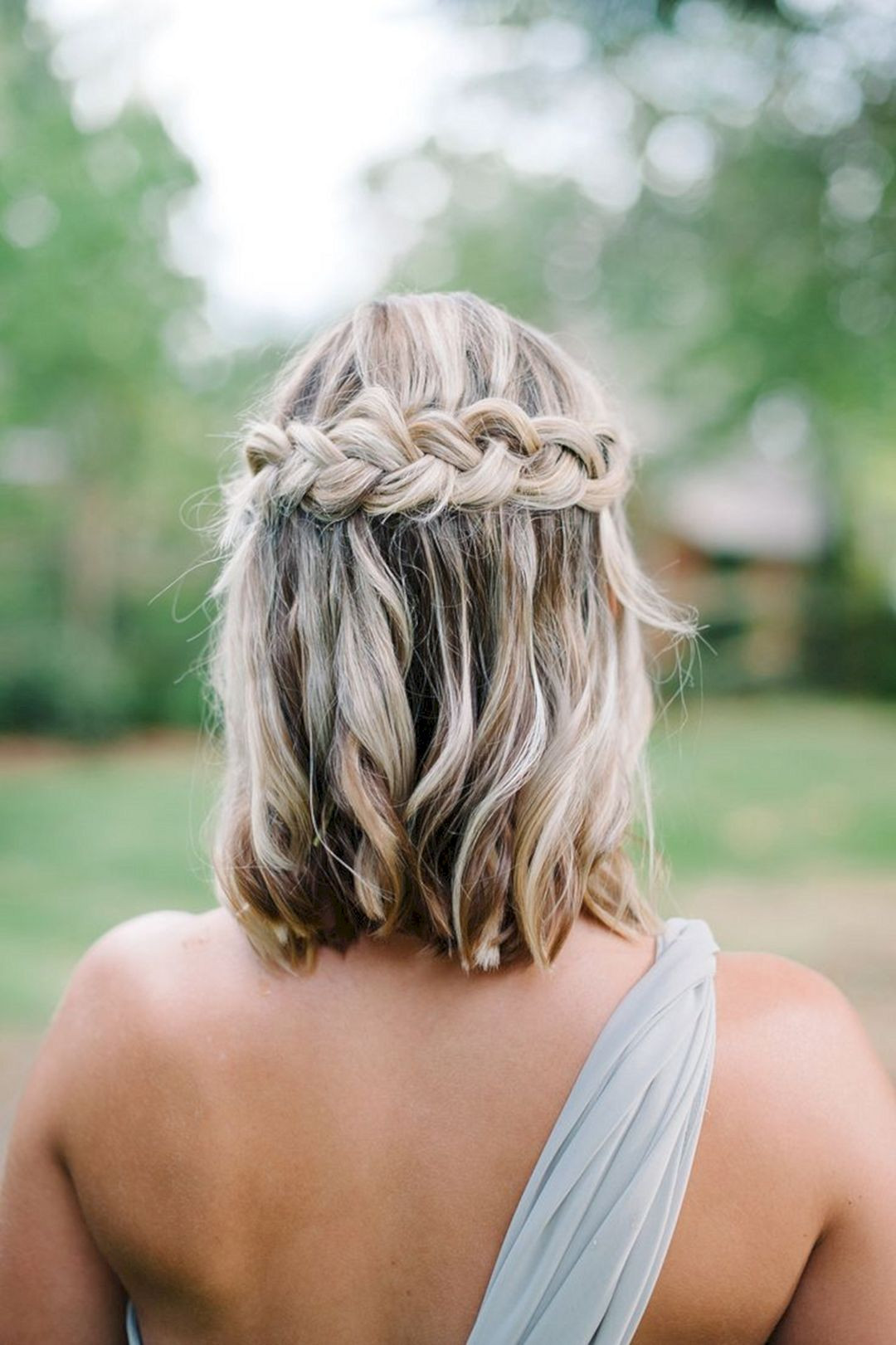 Medium Length Hairstyles For Bridesmaids
 Bridesmaid Hairstyles for Medium Length Hair – OOSILE