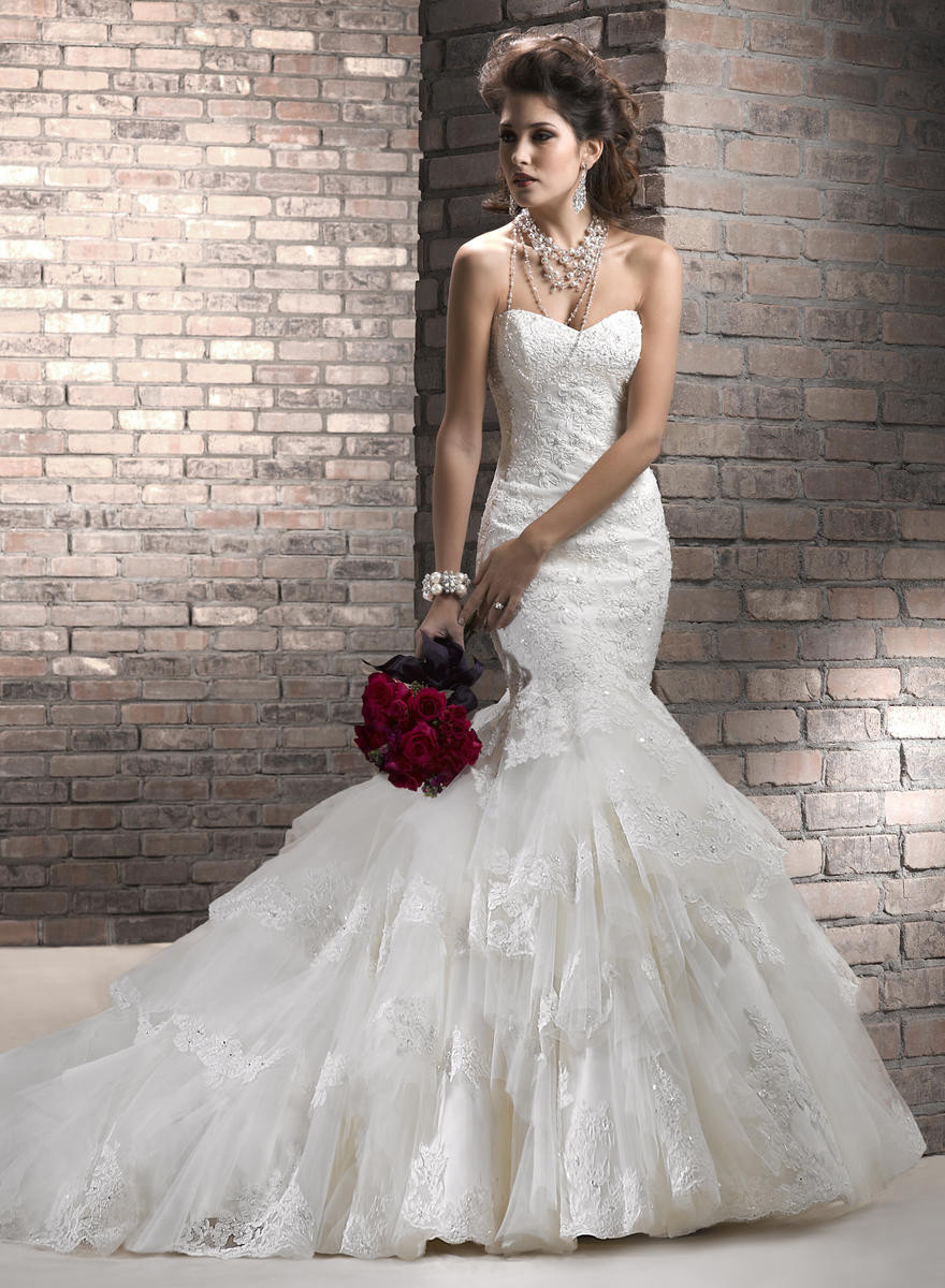 Mermaid Gown Wedding
 Mermaid Wedding Dresses – An Elegant Choice For Brides – The WoW Style