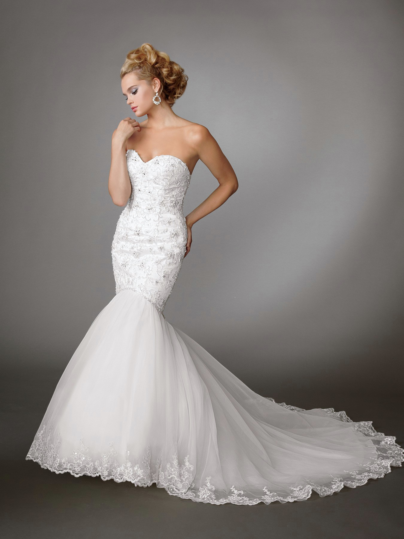 Mermaid Gown Wedding
 Mermaid Wedding Dresses – An Elegant Choice For Brides – The WoW Style