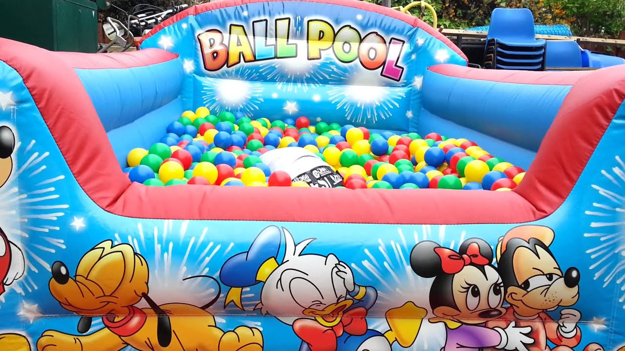 Mickey Mouse Pool Party Ideas
 Mickey mouse ball pool