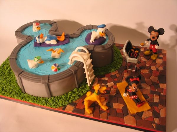 Mickey Mouse Pool Party Ideas
 Mickey Mouse Pool Party Cake Cakespirations