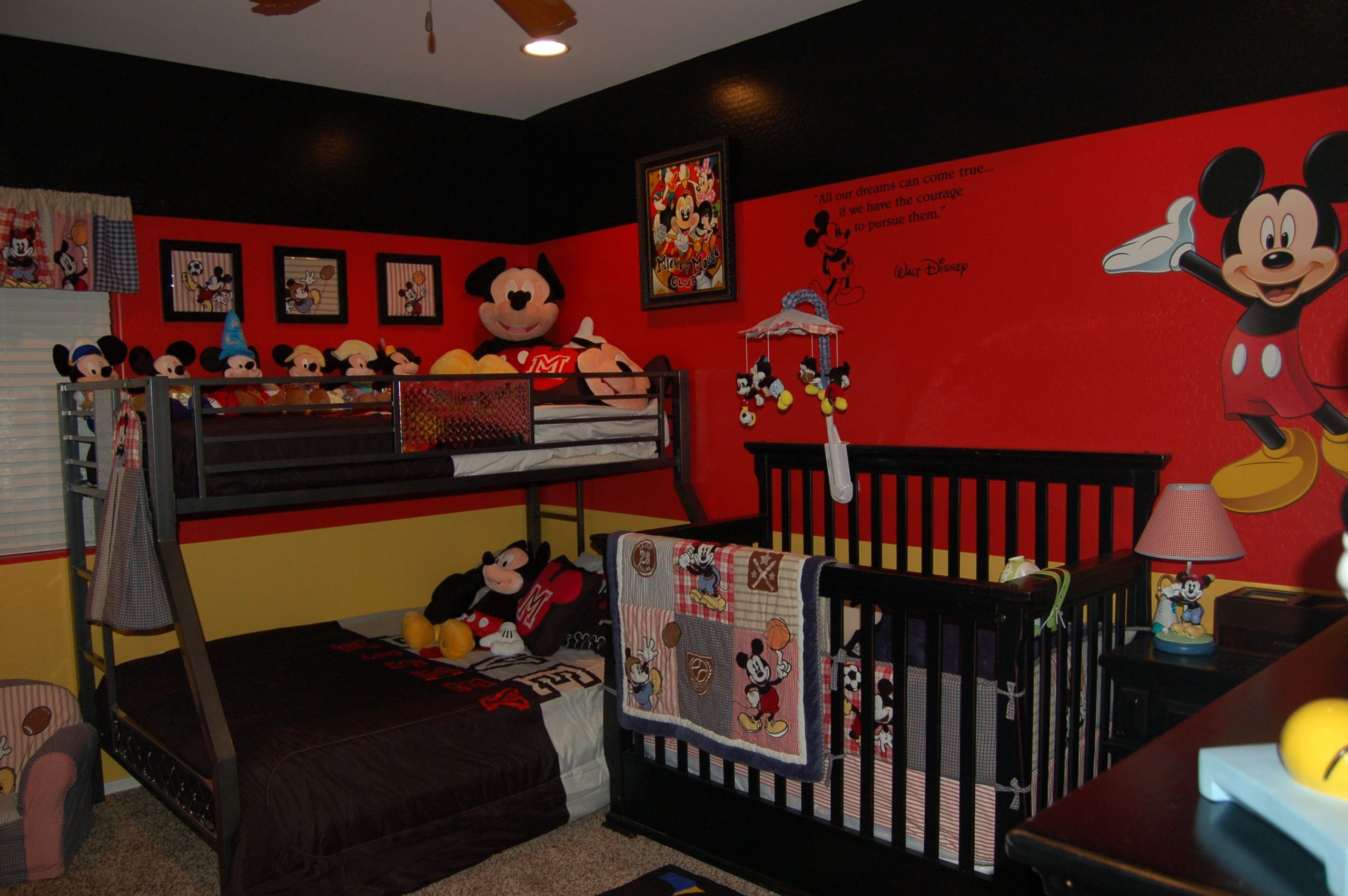 Mickey Mouse Room Decor For Baby
 Disney Mickey Mouse Bedroom Decorating