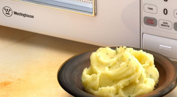 Microwave Mashed Potatoes
 How to Make Potatoes in the Microwave