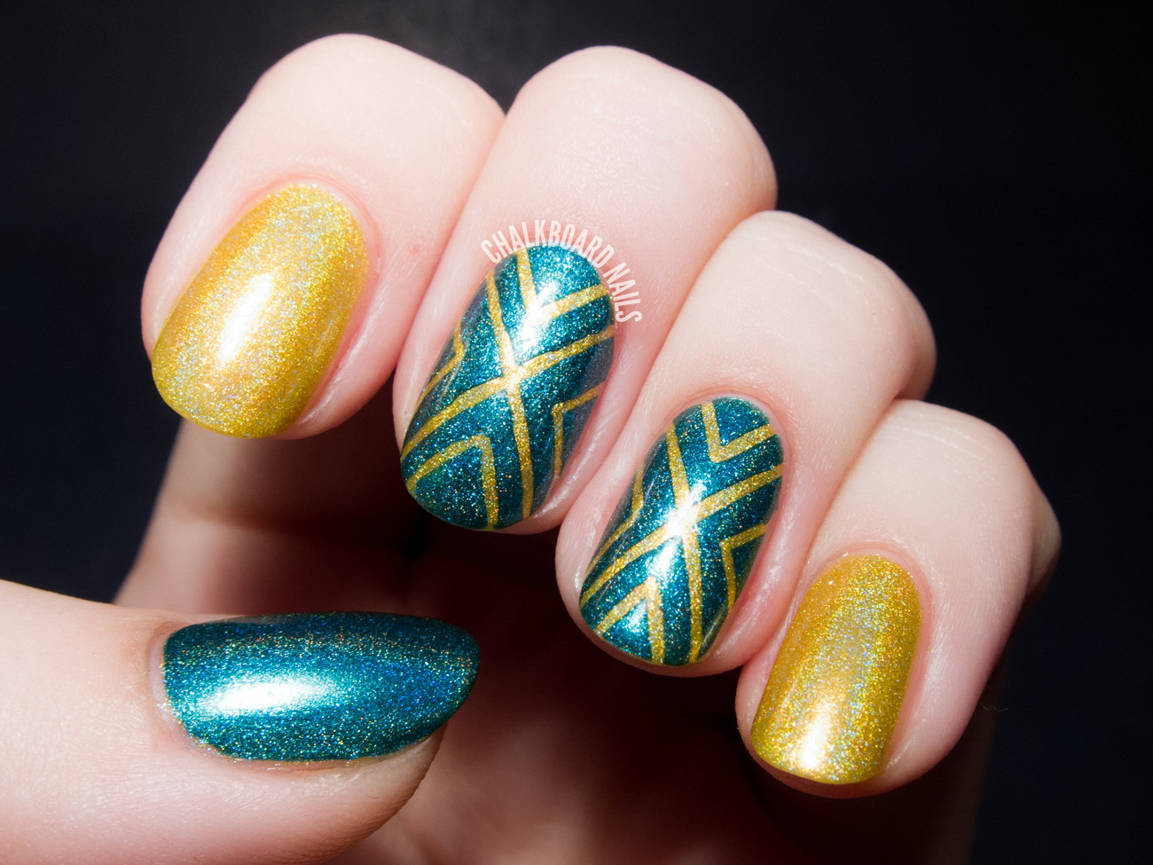Nail Art Tape
 Converging Chevrons A Holographic Tape Manicure