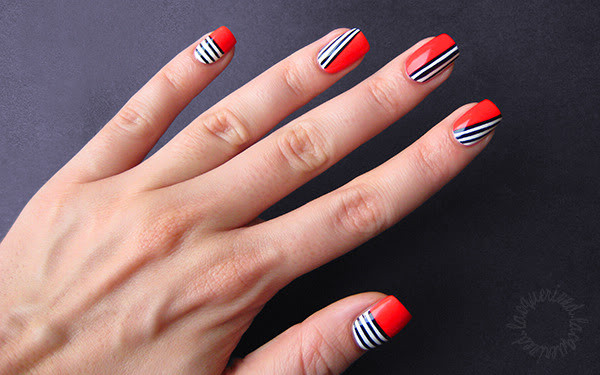 Nail Designs Stripes
 16 STRIPED NAIL ART IDEAS