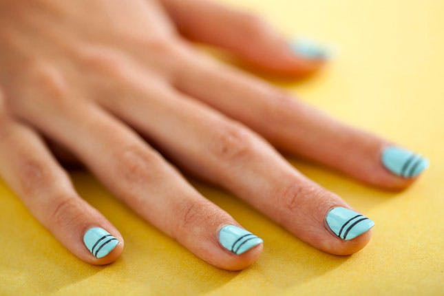 Nail Designs Stripes
 14 Striped Nail Art Tutorials to Try Now