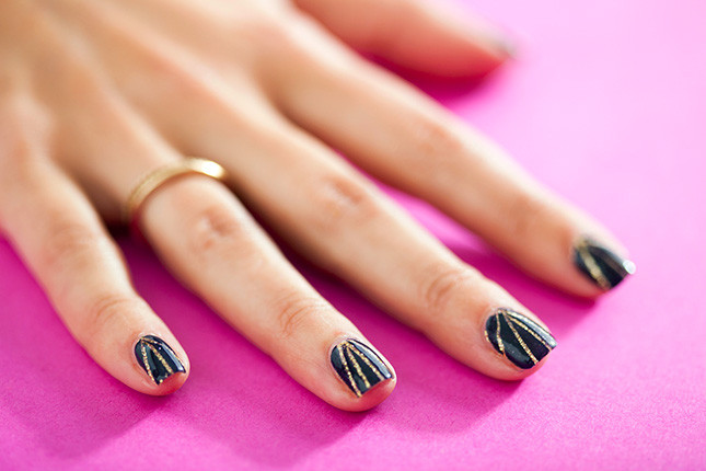 Nail Designs With Lines
 25 Simple Nail Art Tutorials For Beginners