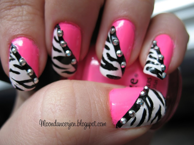 Nail Designs Zebra
 Moondancerjen s Nails Hot Pink Zebra Nails