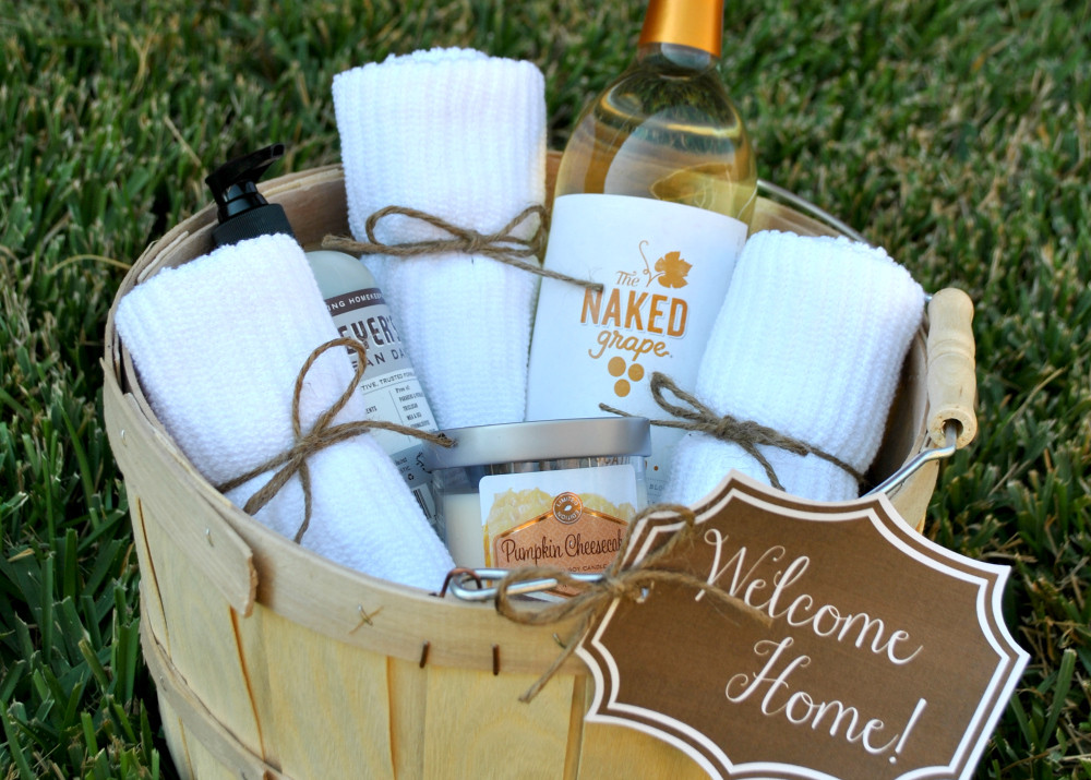 New Home Gift Basket Ideas
 DIY Housewarming Gift Basket
